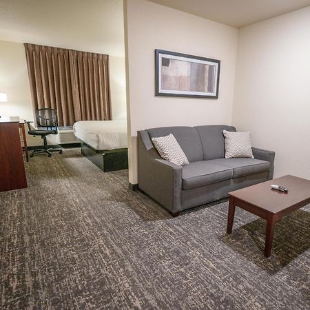 Cobblestone Hotel & Suites - Lamar エクステリア 写真
