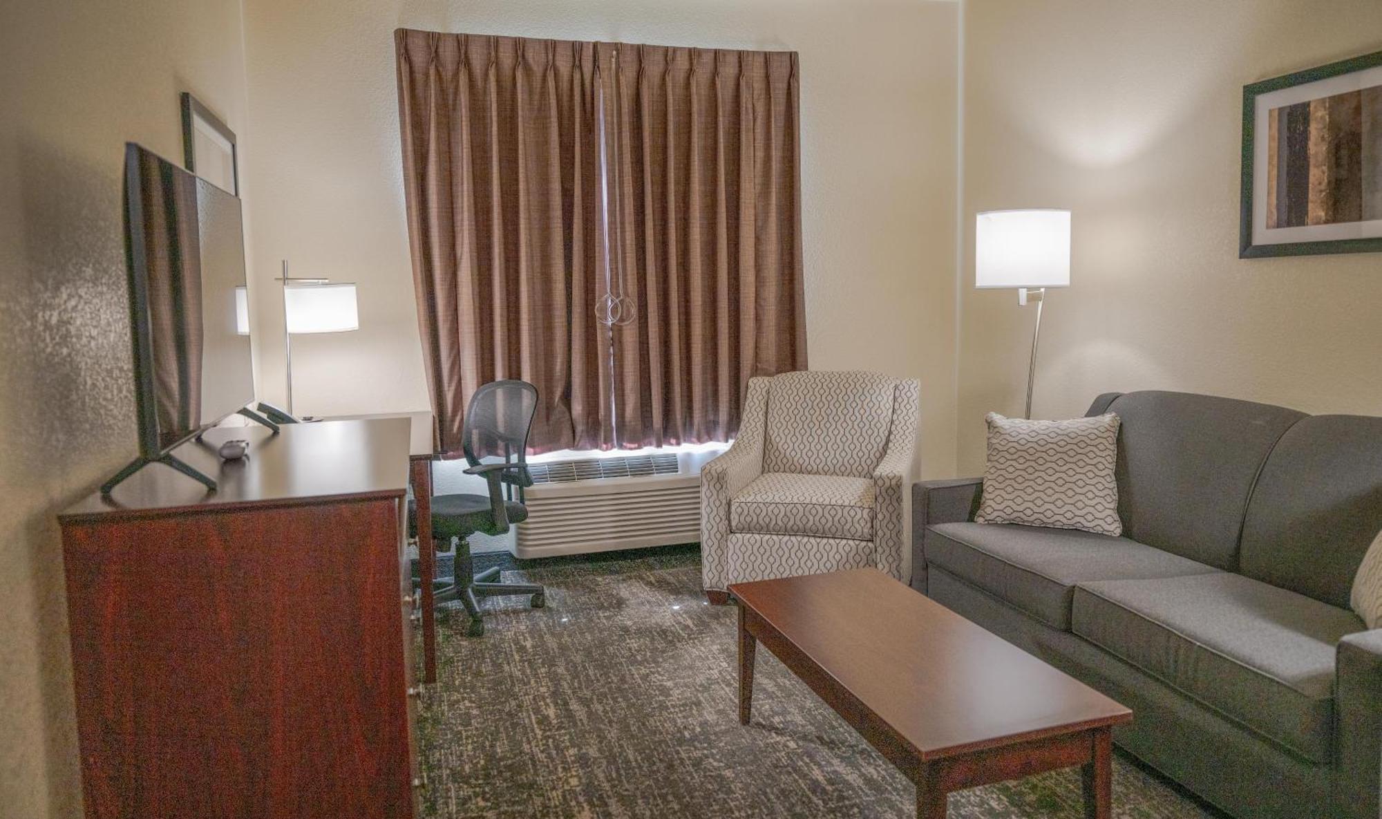 Cobblestone Hotel & Suites - Lamar エクステリア 写真