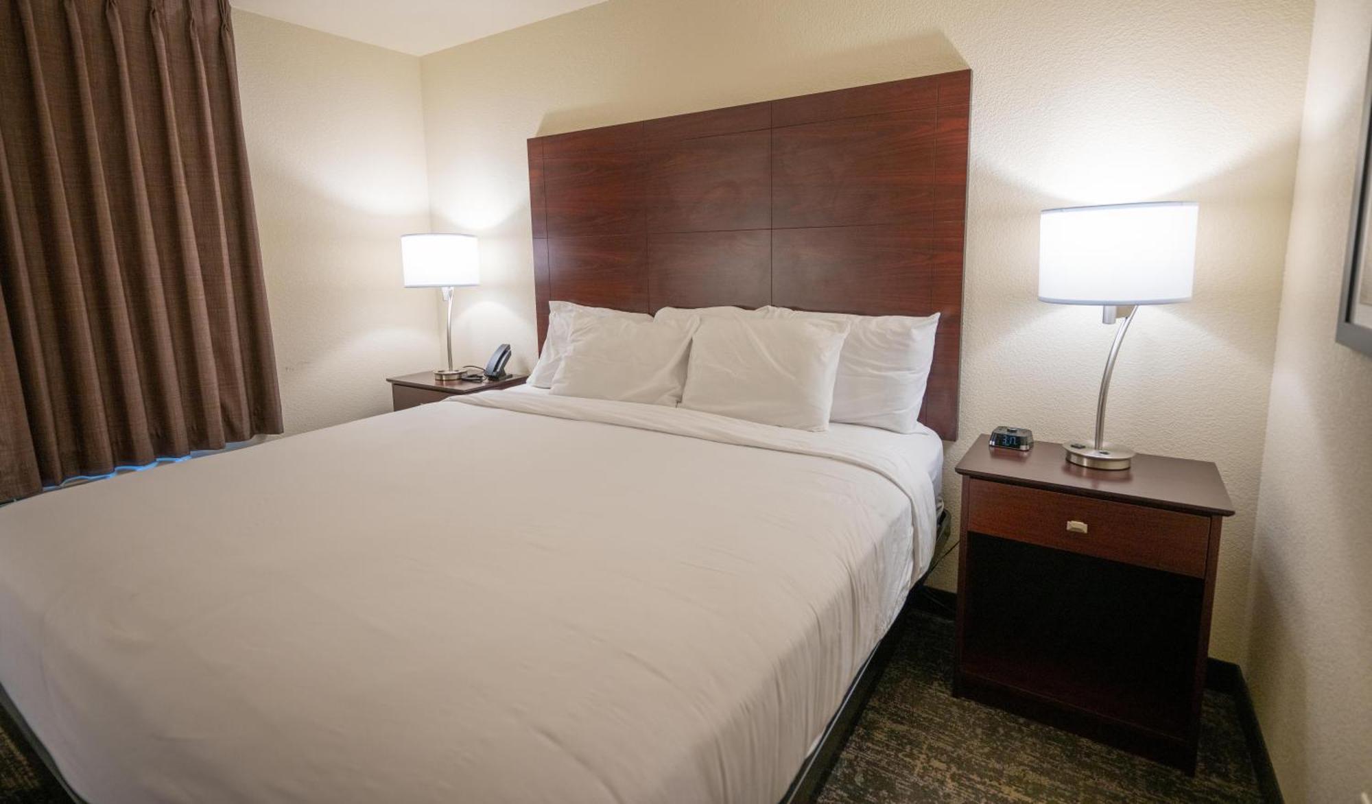 Cobblestone Hotel & Suites - Lamar エクステリア 写真