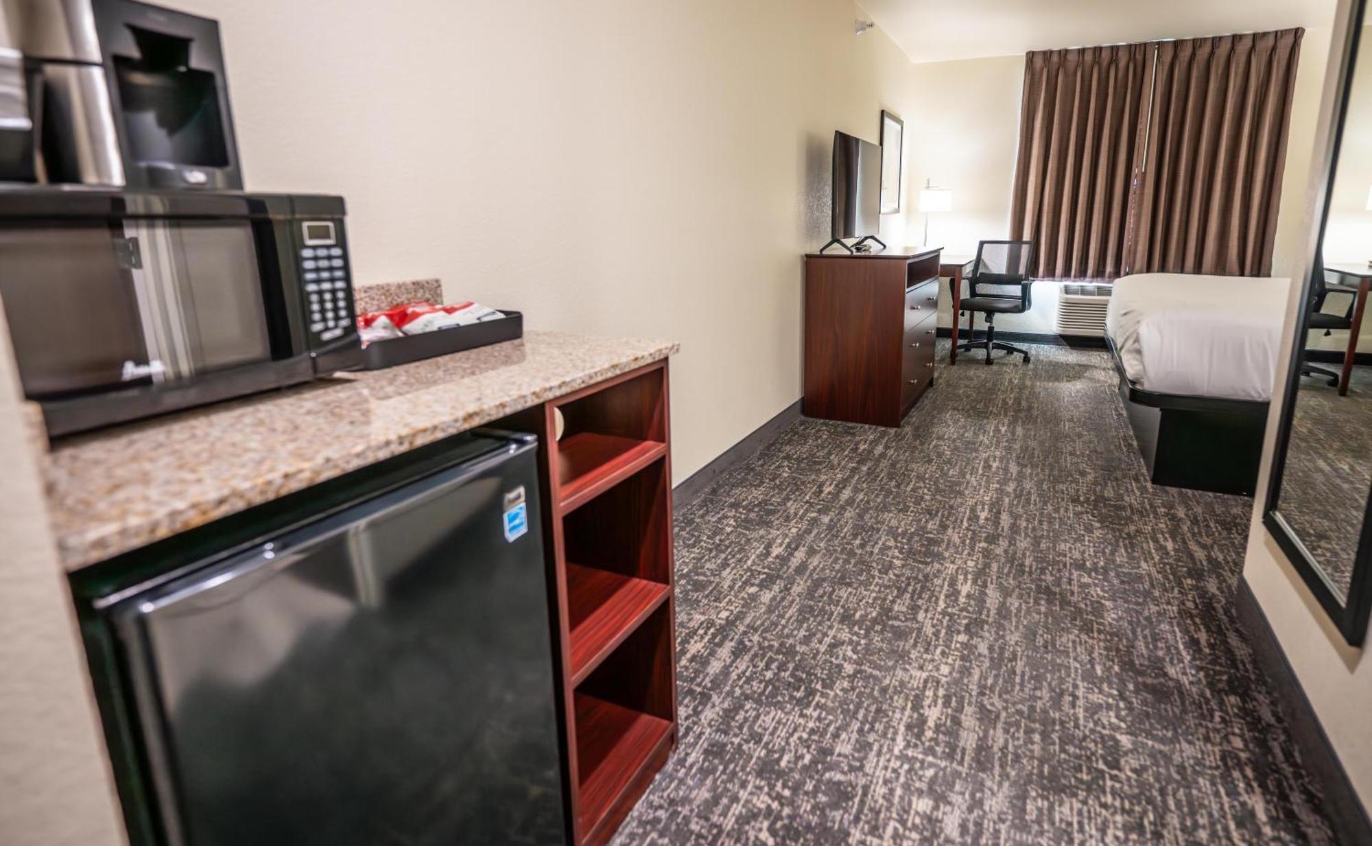 Cobblestone Hotel & Suites - Lamar エクステリア 写真